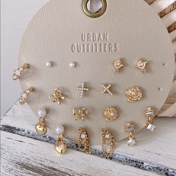 Urban Outfitters Jewelry - Urban Outfitters Gold and White Stud Earrings
